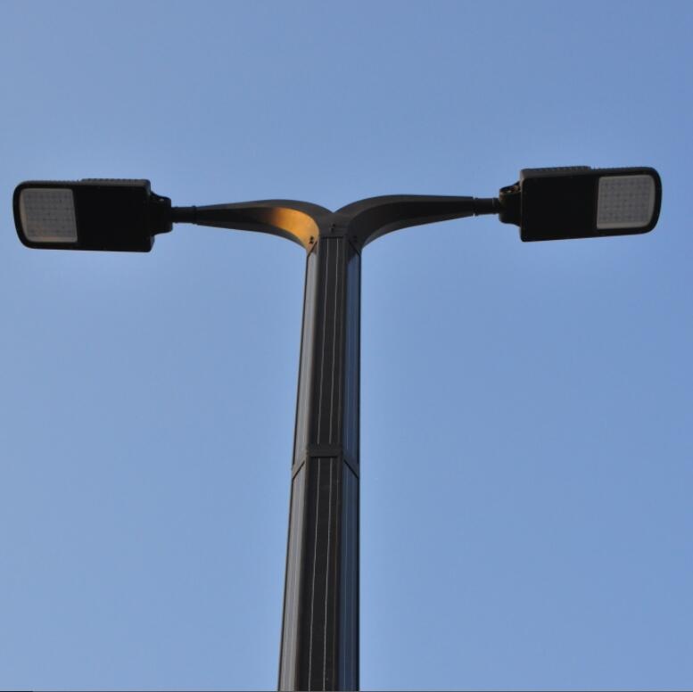 Vertical Solar Street Light